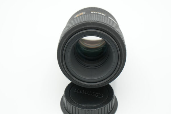 Sigma 105mm f2.8 EX DG Macro