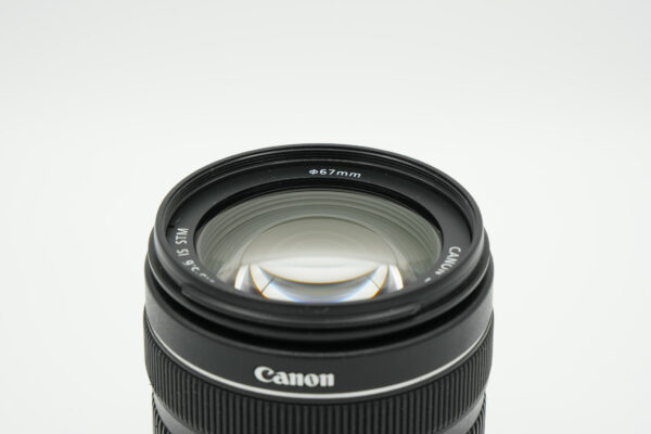 Canon EF-S 18-135mm f/3.5-5.6 IS STM