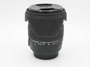 Sigma 17-70mm f/2.8-4 DC Macro OS HSM