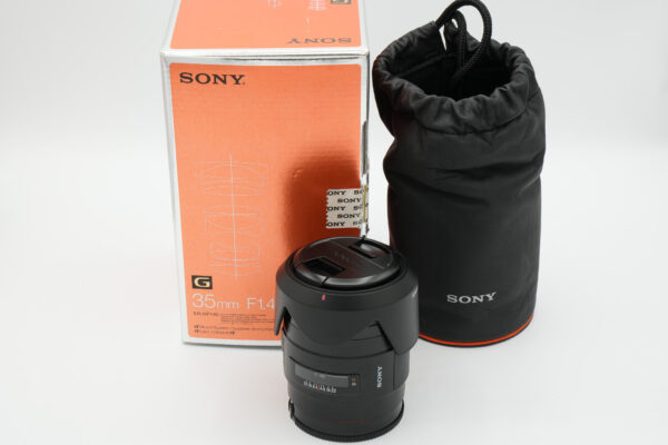 Sony 35mm f/1.4G