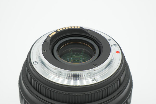 Sigma 24-70mm f/2.8 EX DG HSM
