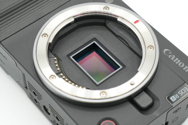 Canon EOS R50 V