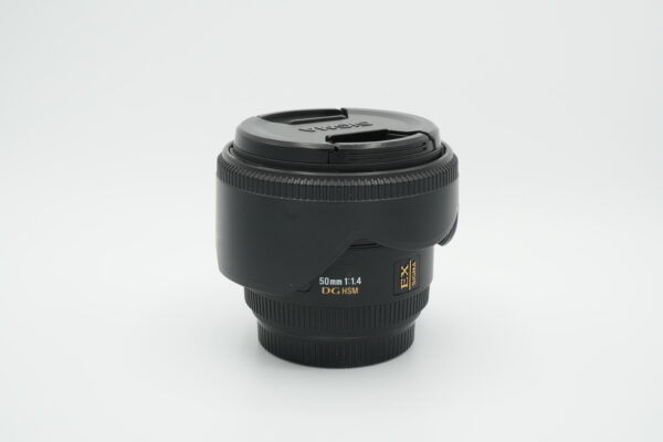 Sigma 50mm f/1.4 EX DG HSM