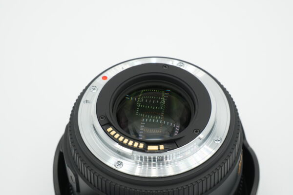 Sigma 50mm f/1.4 EX DG HSM