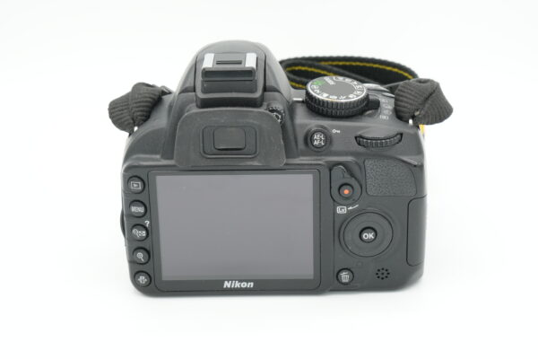 Nikon D3100