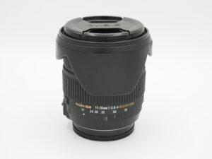 Sigma 17-70mm f/2.8-4 DC Macro OS HSM