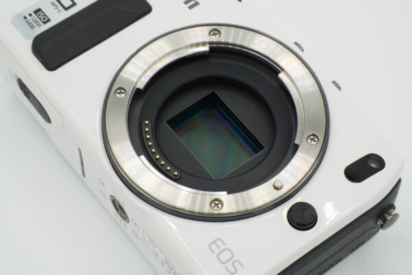 DSC07451 Canon EOS M