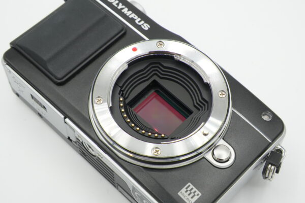 Olympus PEN E-PM2 + salama