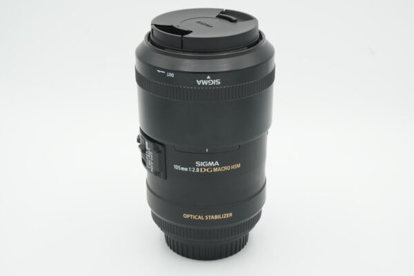 Sigma 105mm f2.8 DG Macro HSM OS
