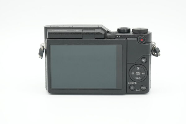 Panasonic Lumix DC-GX800 + 12-32mm