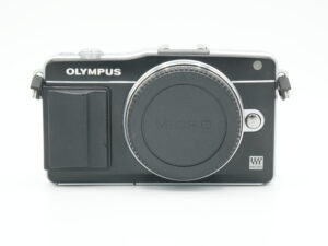 Olympus PEN E-PM2 + salama