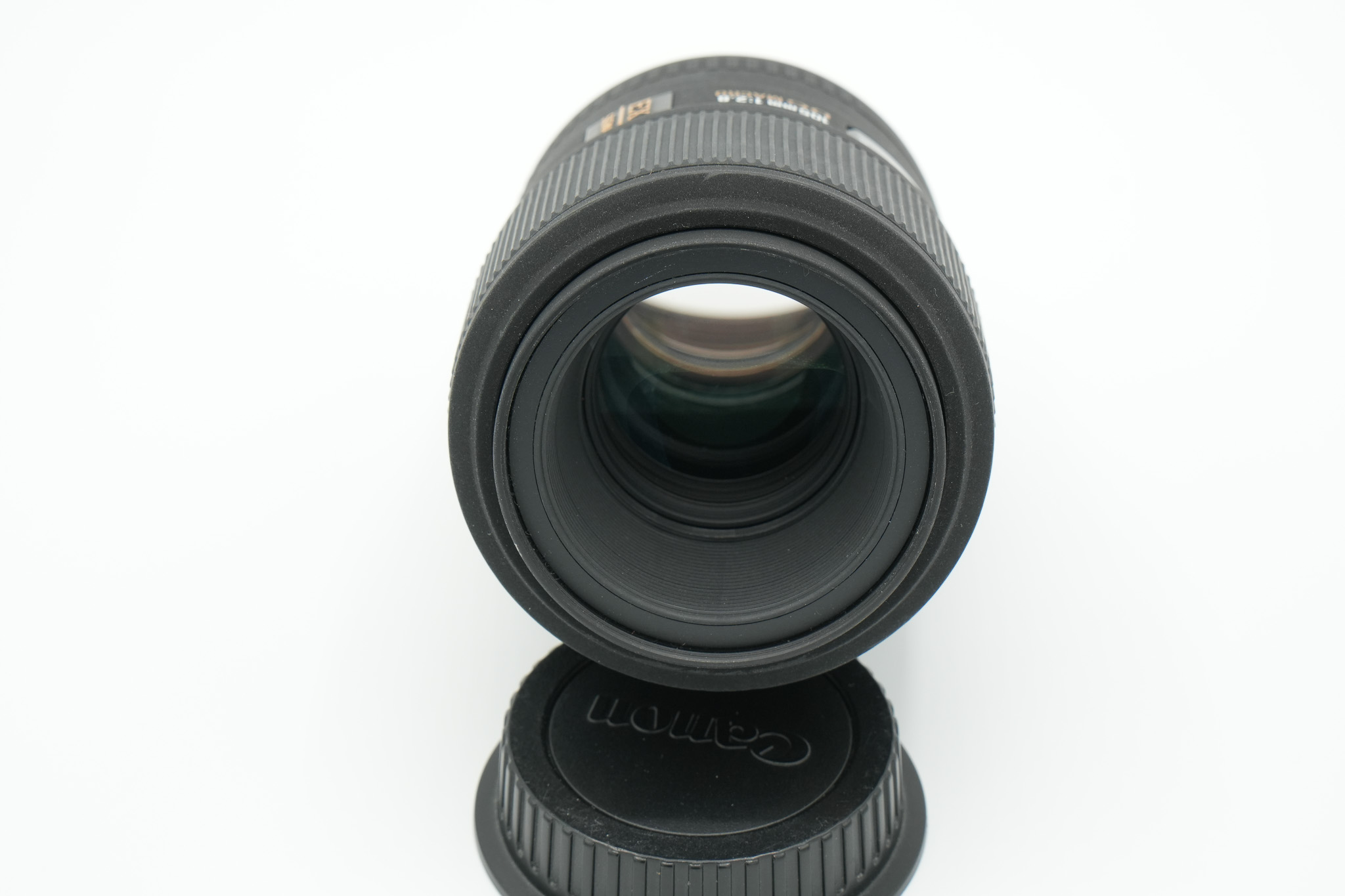 DSC00130.jpg Sigma 105mm f2.8 EX DG Macro