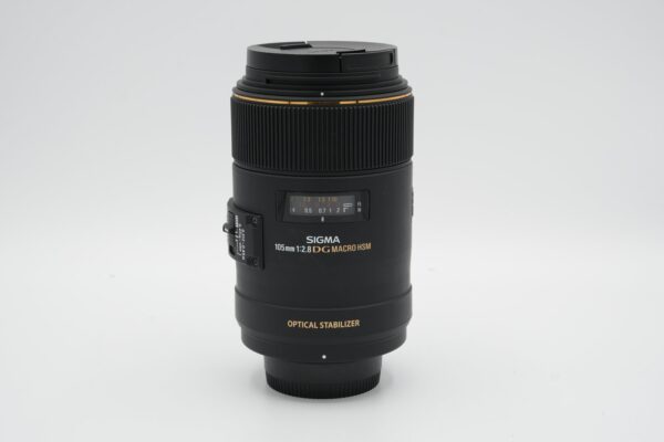 Sigma 105mm F2.8 DG Macro HSM