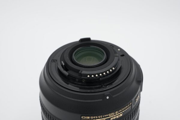 3e52bb645988487f98f1450a37f371d3-4.jpg Nikon AF-S Nikkor 18-105mm f/3.5-5.6G ED VR DX