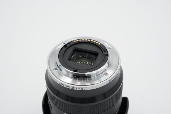 5abd208198ce4af49277a77ddd2443cc Tamron 18-200mm F3.5-6.3 Di III VC