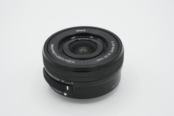 66d4af13e4b34157a4a7433107833ec1 Sony E 16-50mm f/3.5-5.6 OSS