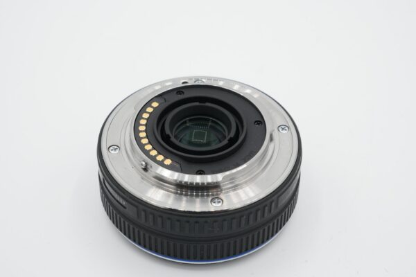 Olympus M.Zuiko Digital 17mm f/2.8