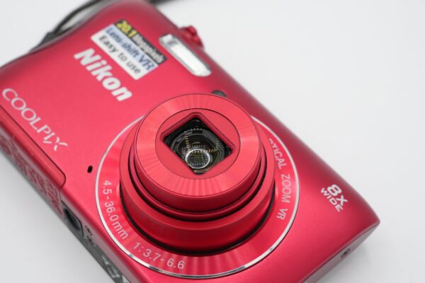 88dd16e6426f49ab951c21a2717e1c7e Nikon Coolpix S3700