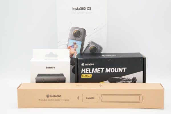 88e89e064fb045bd804816c0cd1ab059-1.jpg Insta360 X3 + Lisäakku + Selfie stick + Helmet mount