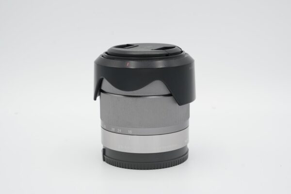 98aa0b44ba574333b9650cd951e6da3d-1.jpg Sony E 18-55mm f/3.5-5.6 OSS