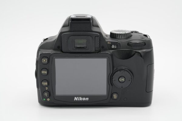 ad2b40d222cb4ea8b5a5616fc65f29f1 Nikon D60