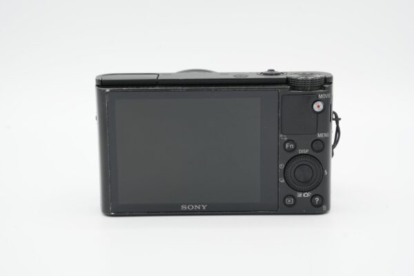 bcd369b153e84b86a314a4510f38a4a3 Sony Cyber-shot DSC-RX100 + lisäakku