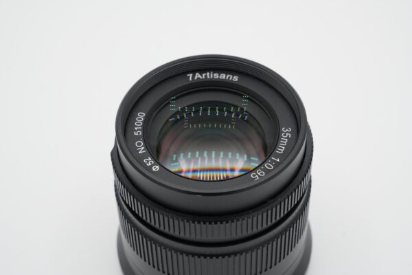 bd55a462bf2b46ae9c33079a1d61403e-1.jpg 7Artisans 35mm f/0.95