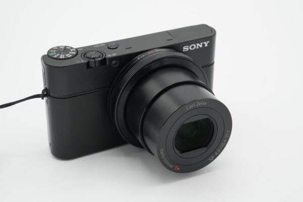 e12ad0e0d34a43f28c54ceb11398c155 Sony Cyber-shot DSC-RX100