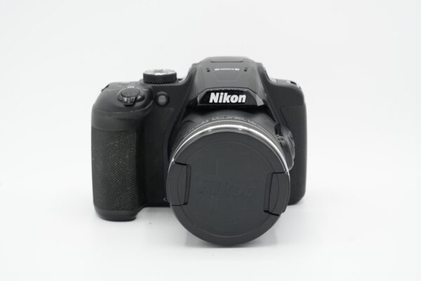 Nikon Coolpix B700