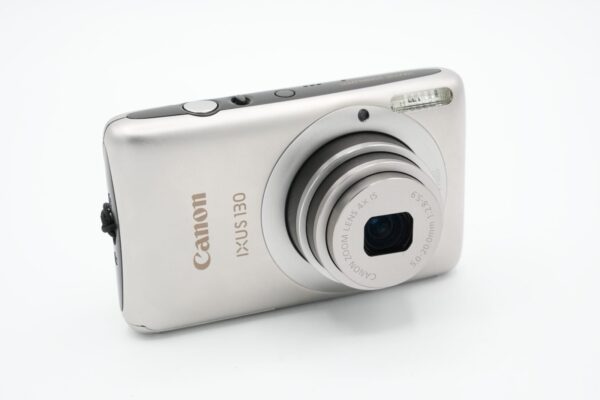 fbcfb7c2e46045b39a501cfb66743e69 Canon IXUS 130