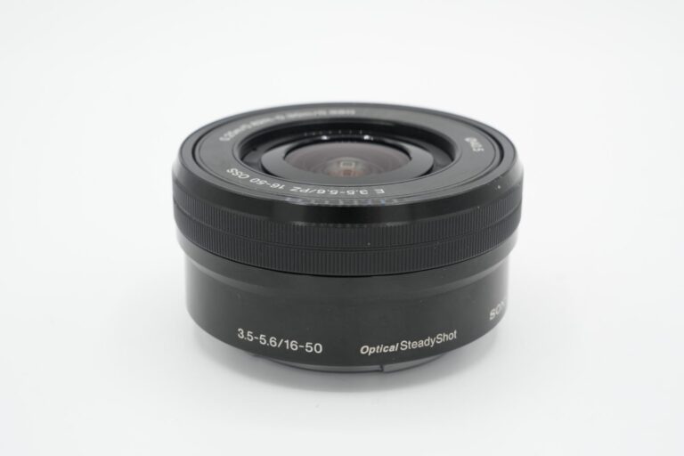 Sony 16-50mm f/3.5-5.6 OSS