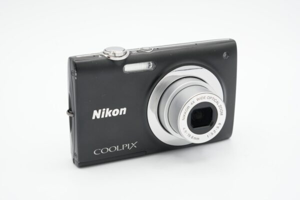 c6b4e685c95a4eeab93de0bffc488593 Nikon Coolpix S2550